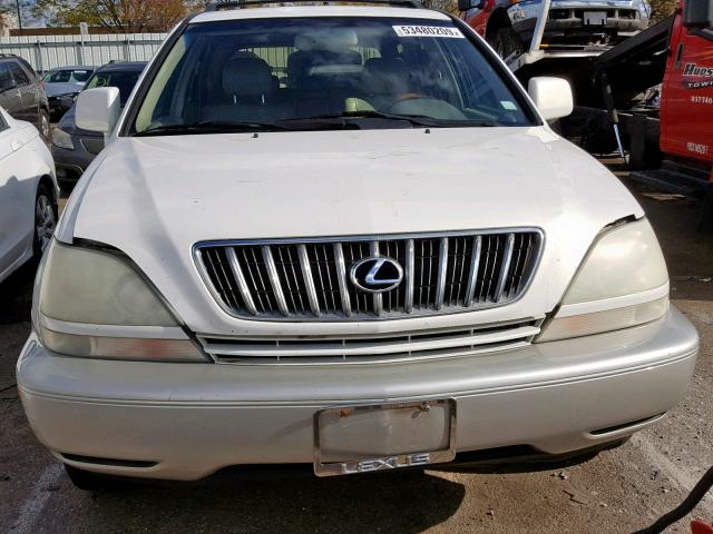 JTJHF10U620252099 - 2002 LEXUS RX 300 WHITE photo 9