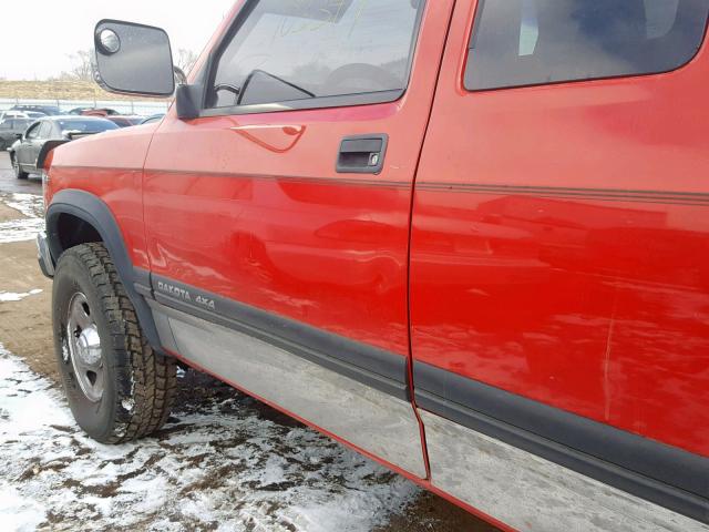 1B7GG23Y5TS614378 - 1996 DODGE DAKOTA RED photo 9