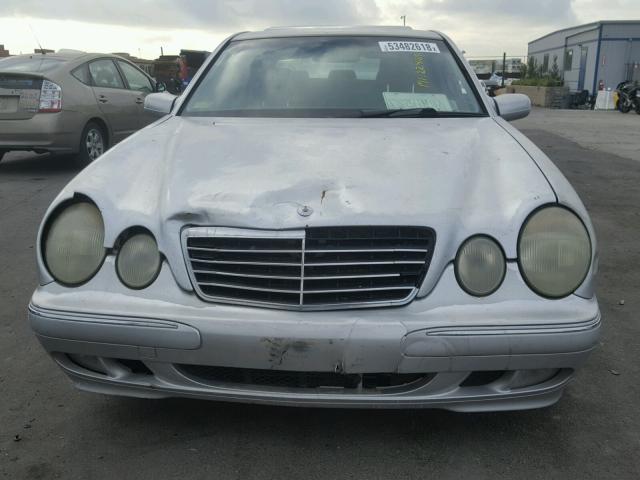 WDBJF65JXYB016244 - 2000 MERCEDES-BENZ E 320 SILVER photo 9