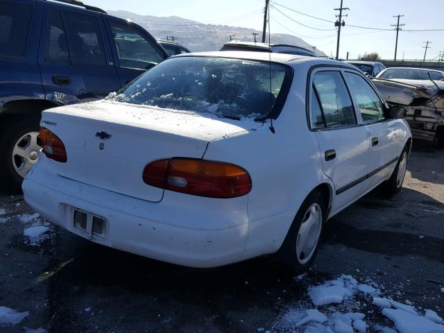 1Y1SK52872Z426247 - 2002 CHEVROLET GEO PRIZM WHITE photo 4