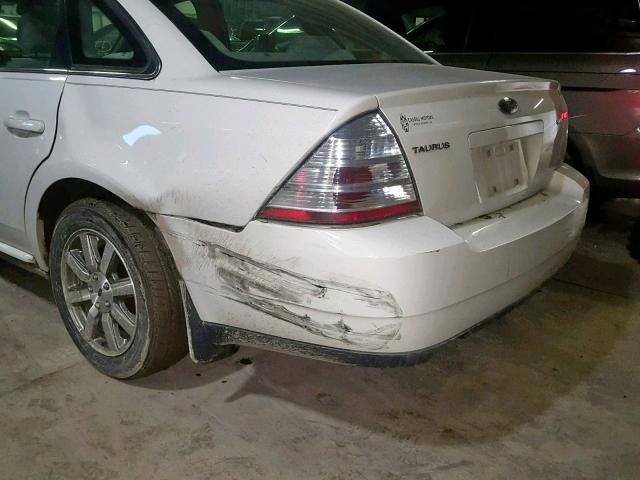 1FAHP24W79G125063 - 2009 FORD TAURUS SEL WHITE photo 9