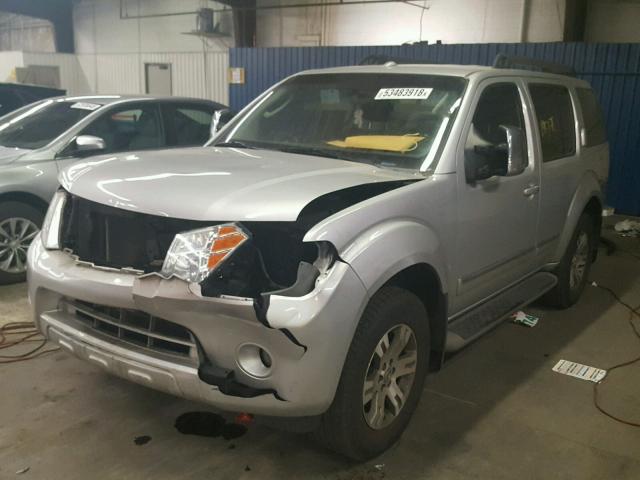 5N1AR1NB7CC614424 - 2012 NISSAN PATHFINDER SILVER photo 2