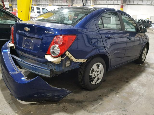 1G1JA5SG2D4145198 - 2013 CHEVROLET SONIC LS 蓝色 照片 4