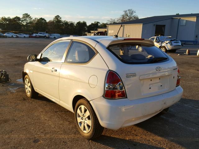 KMHCM3AC1BU198378 - 2011 HYUNDAI ACCENT GL WHITE photo 3