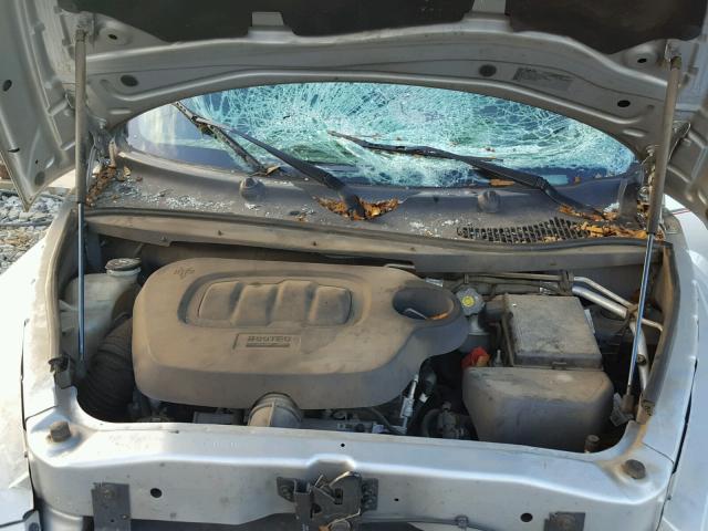 3GNBABDB2AS524359 - 2010 CHEVROLET HHR LT SILVER photo 7