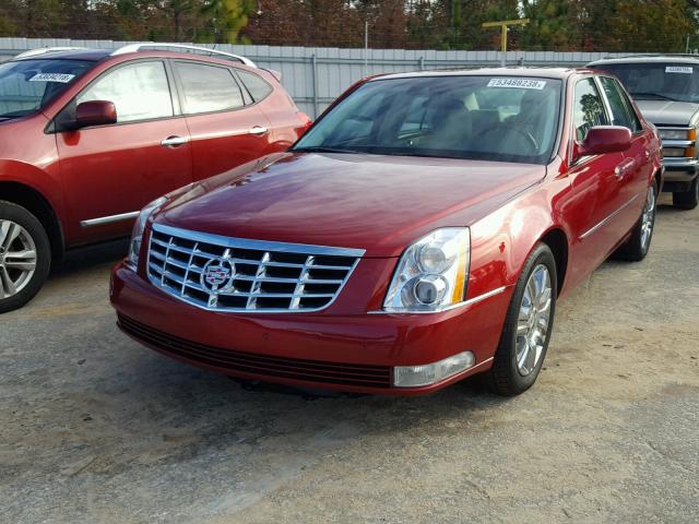 1G6KP5ES3BU100507 - 2011 CADILLAC DTS PLATIN RED photo 2