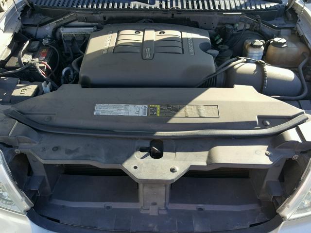 5LMFU27R93LJ26254 - 2003 LINCOLN NAVIGATOR Алтын фото 7