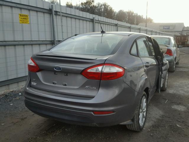 3FADP4BJXEM159368 - 2014 FORD FIESTA SE CHARCOAL photo 4