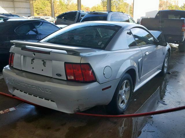 1FAFP404X4F126293 - 2004 FORD MUSTANG SILVER photo 4