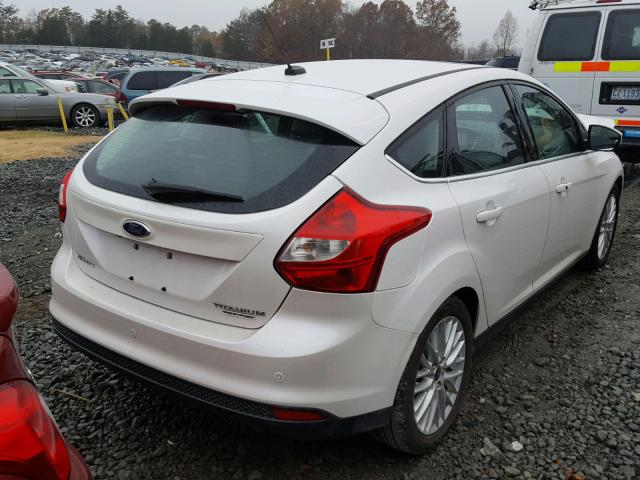 1FADP3N29DL216979 - 2013 FORD FOCUS TITA WHITE photo 4