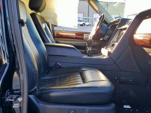 5LMFU28R53LJ21101 - 2003 LINCOLN NAVIGATOR Schwarz Foto 5