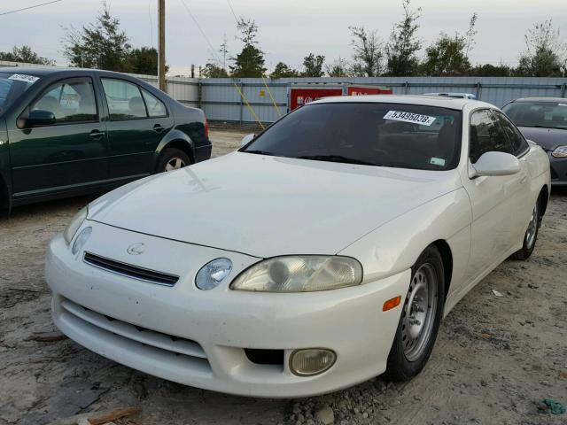 JT8CD32Z4Y1006791 - 2000 LEXUS SC 300 CREAM photo 2