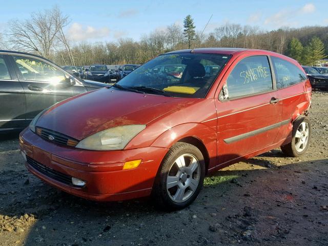 3FAFP31Z03R189697 - 2003 FORD FOCUS ZX3 RED photo 2