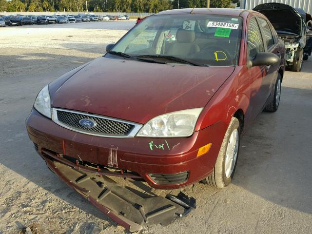 1FAFP34NX7W141894 - 2007 FORD FOCUS ZX4 RED photo 2