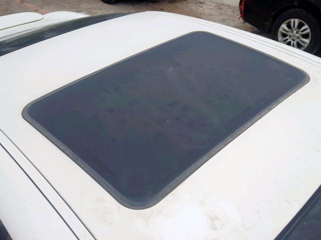 2G2WP552271161286 - 2007 PONTIAC GRAND PRIX WHITE photo 9