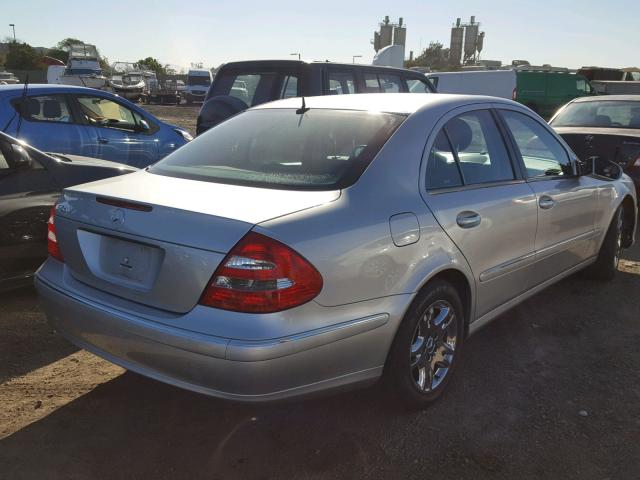 WDBUF65J15A701652 - 2005 MERCEDES-BENZ E 320 SILVER photo 4