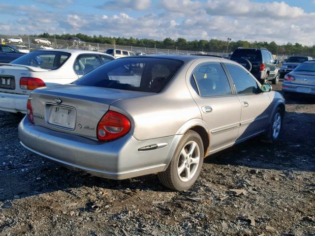 JN1CA31A21T310916 - 2001 NISSAN MAXIMA GXE SILVER photo 4