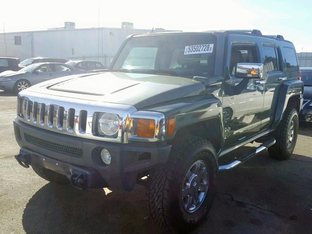 5GTDN136468107404 - 2006 HUMMER H3 GREEN photo 2