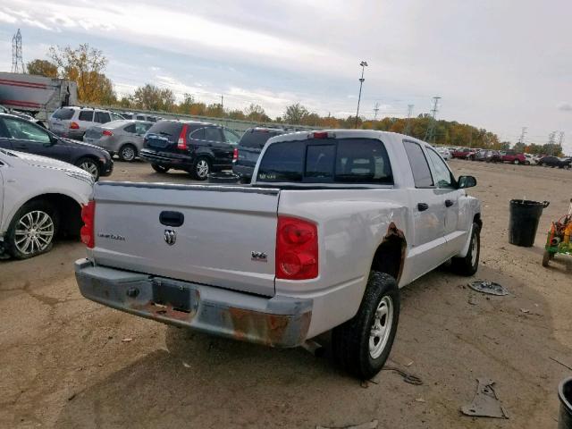 1D7HE28N86S648463 - 2006 DODGE DAKOTA QUA SILVER photo 4