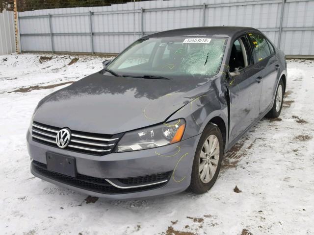 1VWAH7A36DC046111 - 2013 VOLKSWAGEN PASSAT S GRAY photo 2