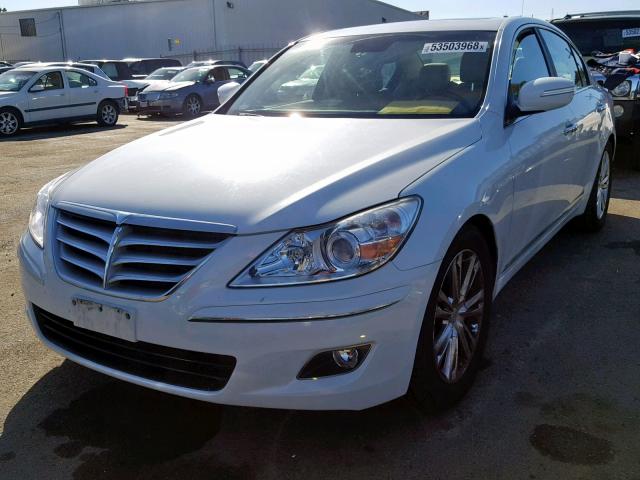 KMHGC4DF2AU087238 - 2010 HYUNDAI GENESIS 4. WHITE photo 2