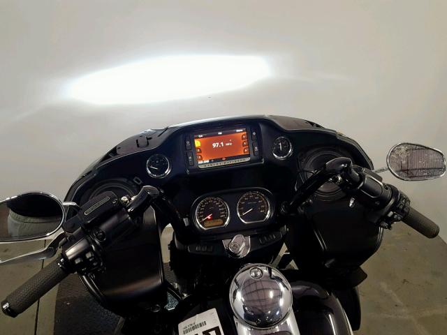 1HD1KGL13GB663278 - 2016 HARLEY-DAVIDSON FLTRU BLACK photo 8