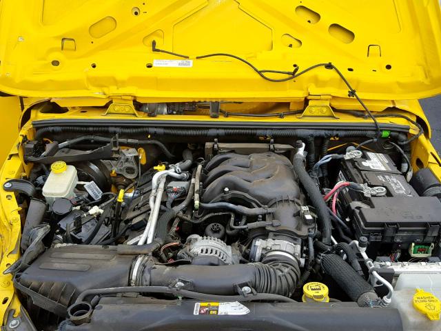 1C4BJWKG1FL652099 - 2015 JEEP WRANGLER U YELLOW photo 7