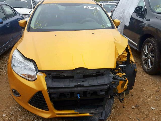 1FAHP3N2XCL145050 - 2012 FORD FOCUS TITA ORANGE photo 7