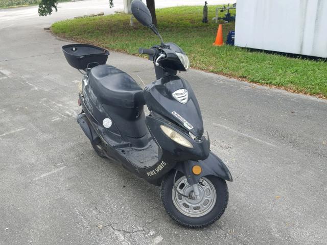 LEHTCB014GR001191 - 2016 ZHEJ SCOOTER BLACK photo 1