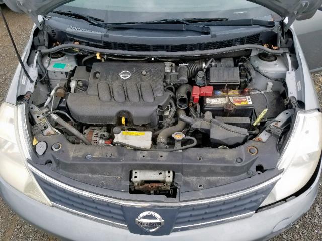 3N1BC13E37L379377 - 2007 NISSAN VERSA S GRAY photo 7