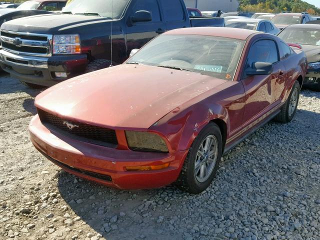 1ZVHT80N865108539 - 2006 FORD MUSTANG RED photo 2