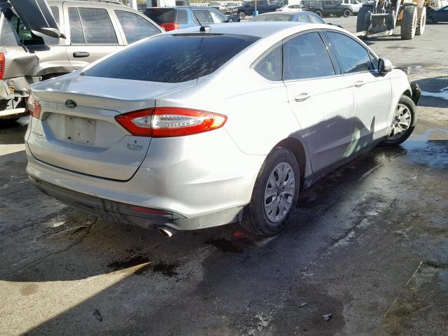 3FA6P0G73DR378690 - 2013 FORD FUSION S SILVER photo 4