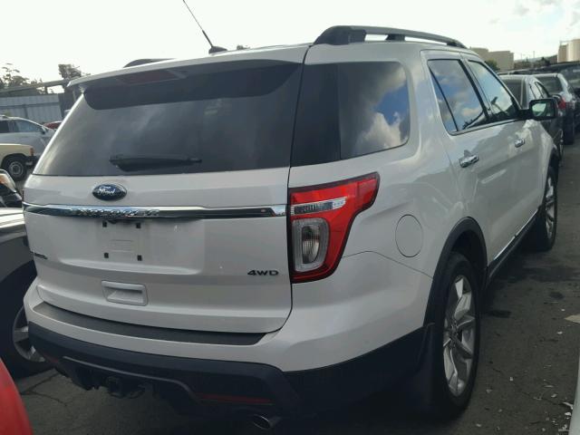 1FMHK8F81CGA73636 - 2012 FORD EXPLORER L WHITE photo 4