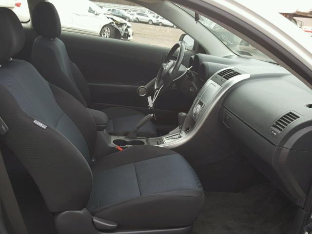 JTKDE3B78A0318411 - 2010 TOYOTA SCION TC 白色 照片 5