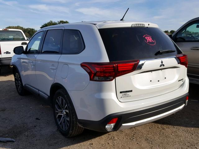 JA4AD3A30GZ025919 - 2016 MITSUBISHI OUTLANDER WHITE photo 3