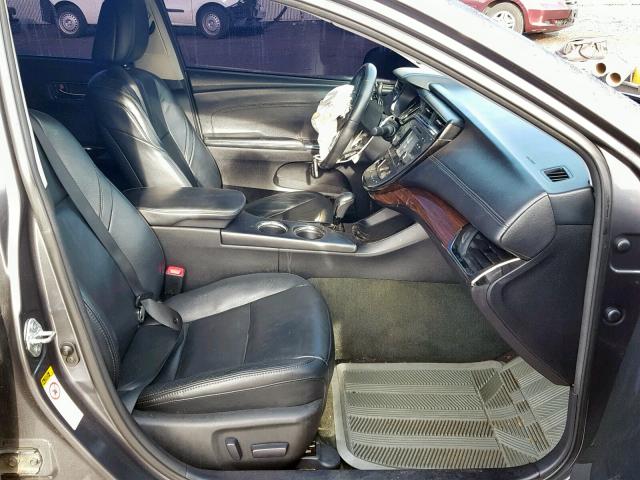 4T1BK1EB6DU030553 - 2013 TOYOTA AVALON BAS GRAY photo 5