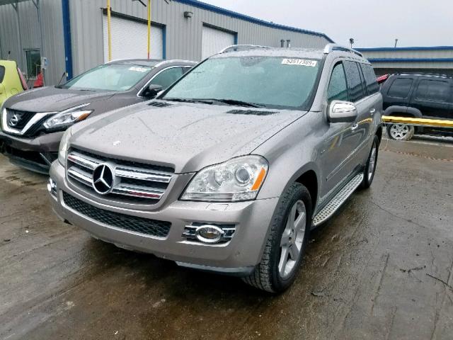 4JGBF25E19A494914 - 2009 MERCEDES-BENZ GL GRAY photo 2