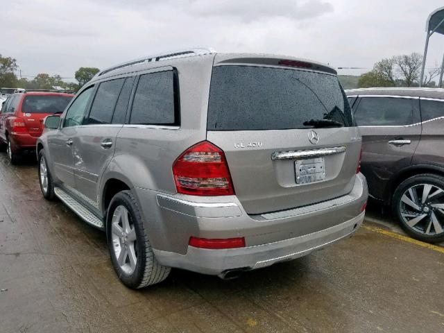 4JGBF25E19A494914 - 2009 MERCEDES-BENZ GL GRAY photo 3