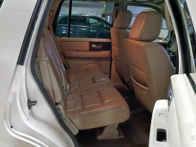 5LMFU28568LJ17658 - 2008 LINCOLN NAVIGATOR 白色 照片 6