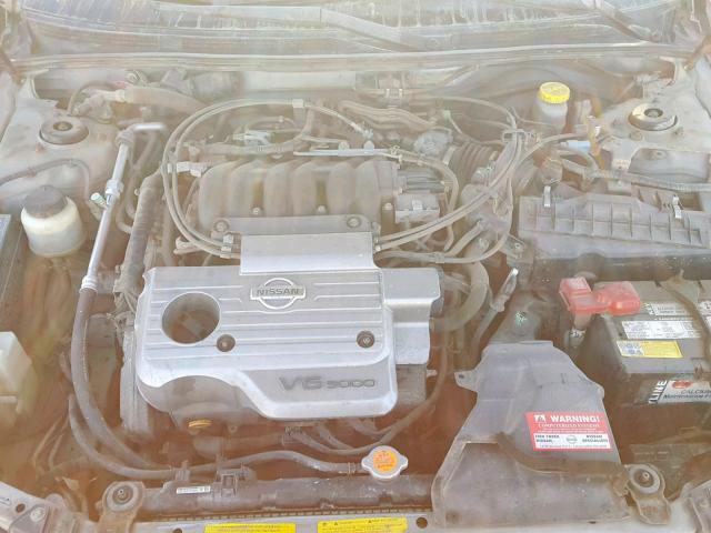 JN1CA31A11T112991 - 2001 NISSAN MAXIMA GXE SILVER photo 7