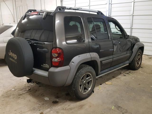 1J4GL38K56W139828 - 2006 JEEP LIBERTY RE GRAY photo 4
