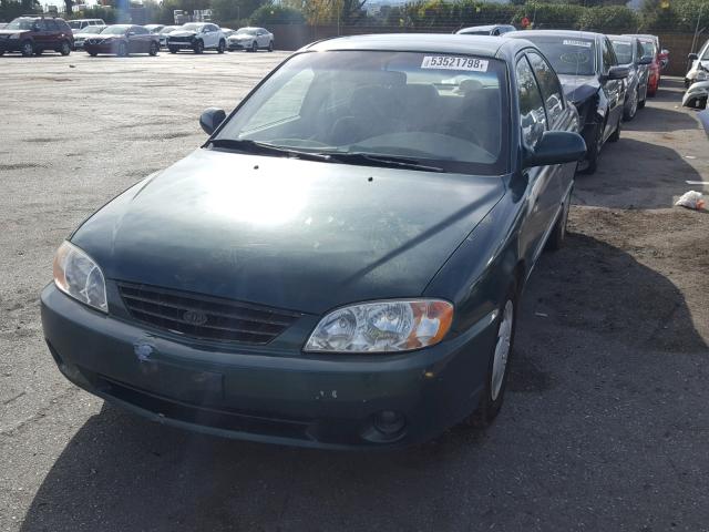 KNAFB121625134899 - 2002 KIA SPECTRA BA GREEN photo 2