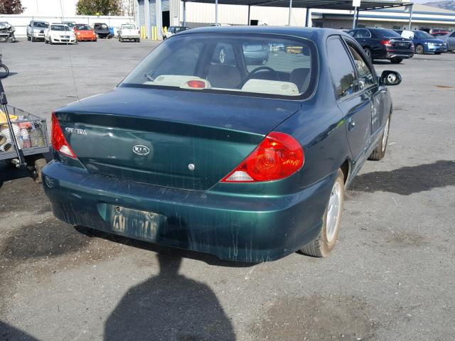 KNAFB121625134899 - 2002 KIA SPECTRA BA GREEN photo 4