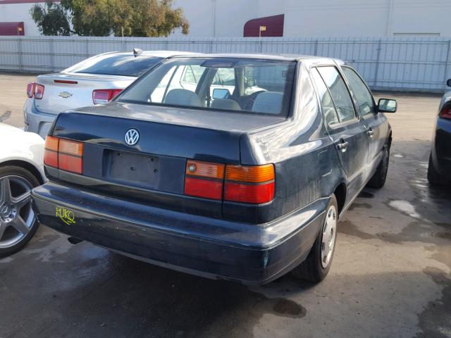 3VWRA81H2WM266078 - 1998 VOLKSWAGEN JETTA GL GREEN photo 4