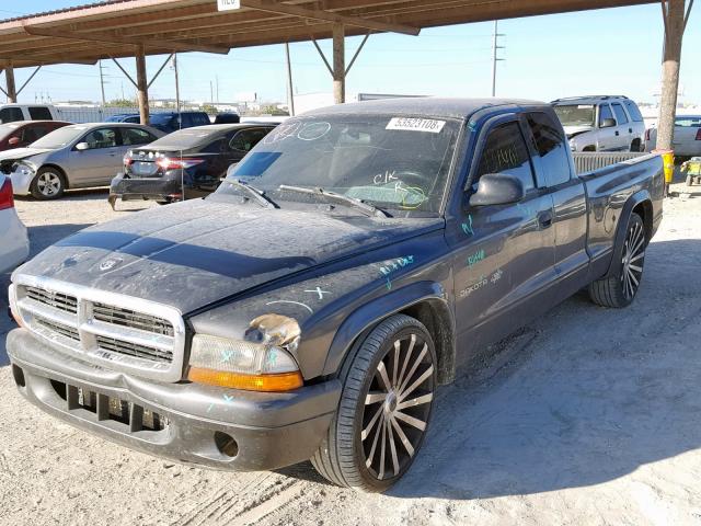 1B7GL12XX2S657286 - 2002 DODGE DAKOTA BAS GRAY photo 2