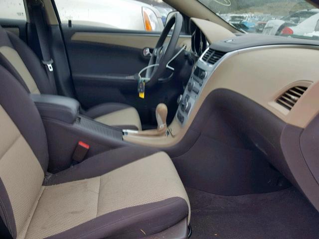 1G1ZB5EBXAF307322 - 2010 CHEVROLET MALIBU LS 白色 照片 5