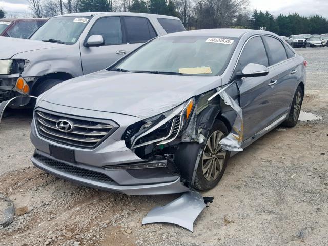 5NPE34AF7FH211960 - 2015 HYUNDAI SONATA SPO SILVER photo 2