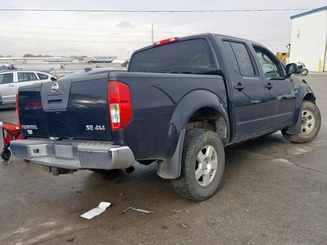 1N6AD07W46C442092 - 2006 NISSAN FRONTIER C BLACK photo 4