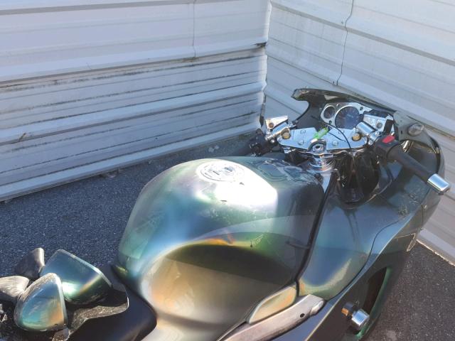 JS1GW71A1Y2105315 - 2000 SUZUKI GSX1300 R GREEN photo 5