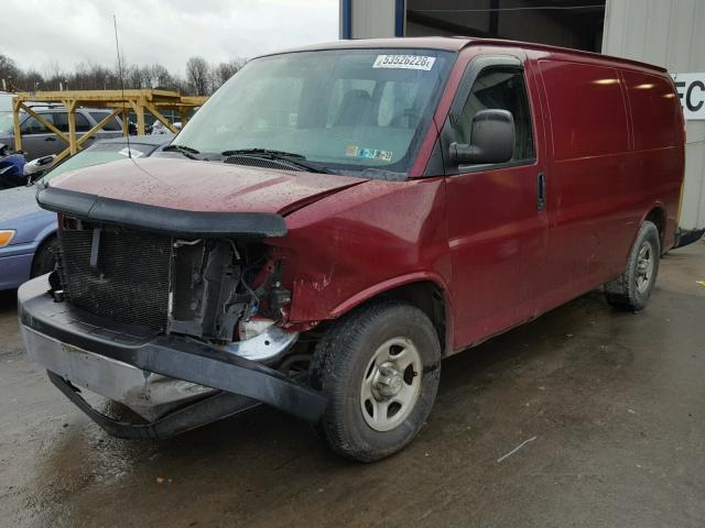 1GCFG15Z671116567 - 2007 CHEVROLET EXPRESS G1 BURGUNDY photo 2